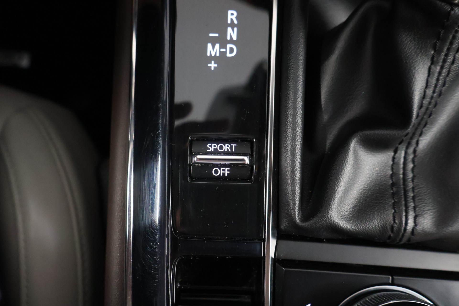 MAZDA CX-30 SKYACTIV-X 186 M Hybrid AWD Revolution Automat-image-23