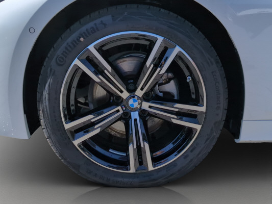 BMW 320d xDr 48V Tour M Sport-image-13