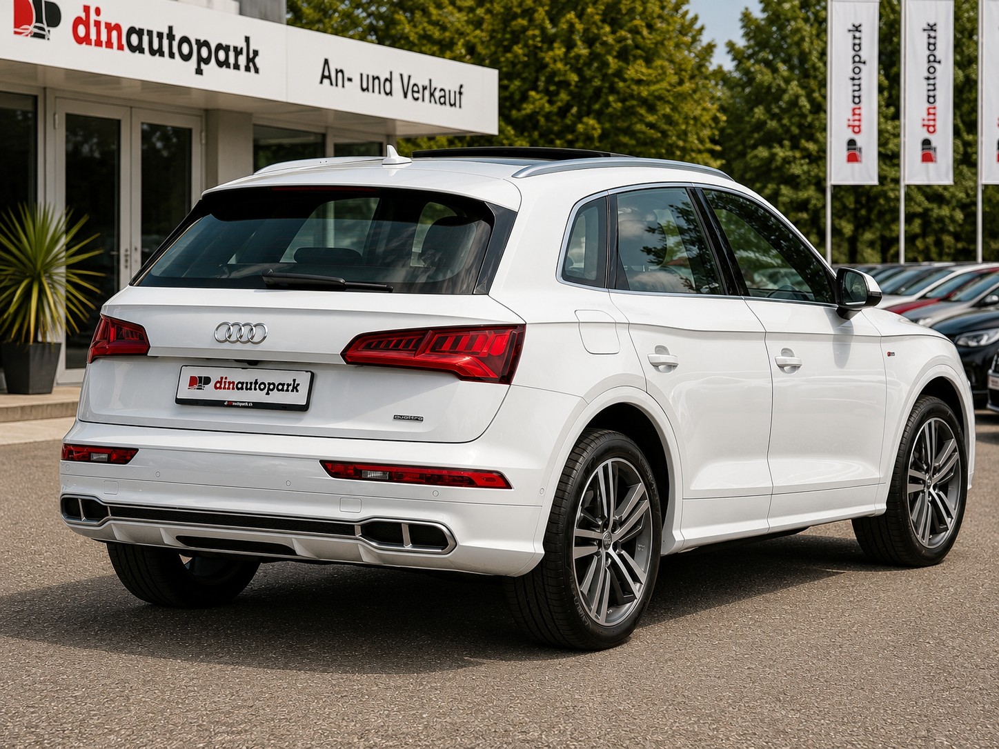 AUDI Q5 55 TFSI e Sport Quattro S-Line * CH-Fahrzeug * Frisch ab MFK * Anhängerkupplung * Panorama * inkl. 1 Jahr Garantie *-image-4