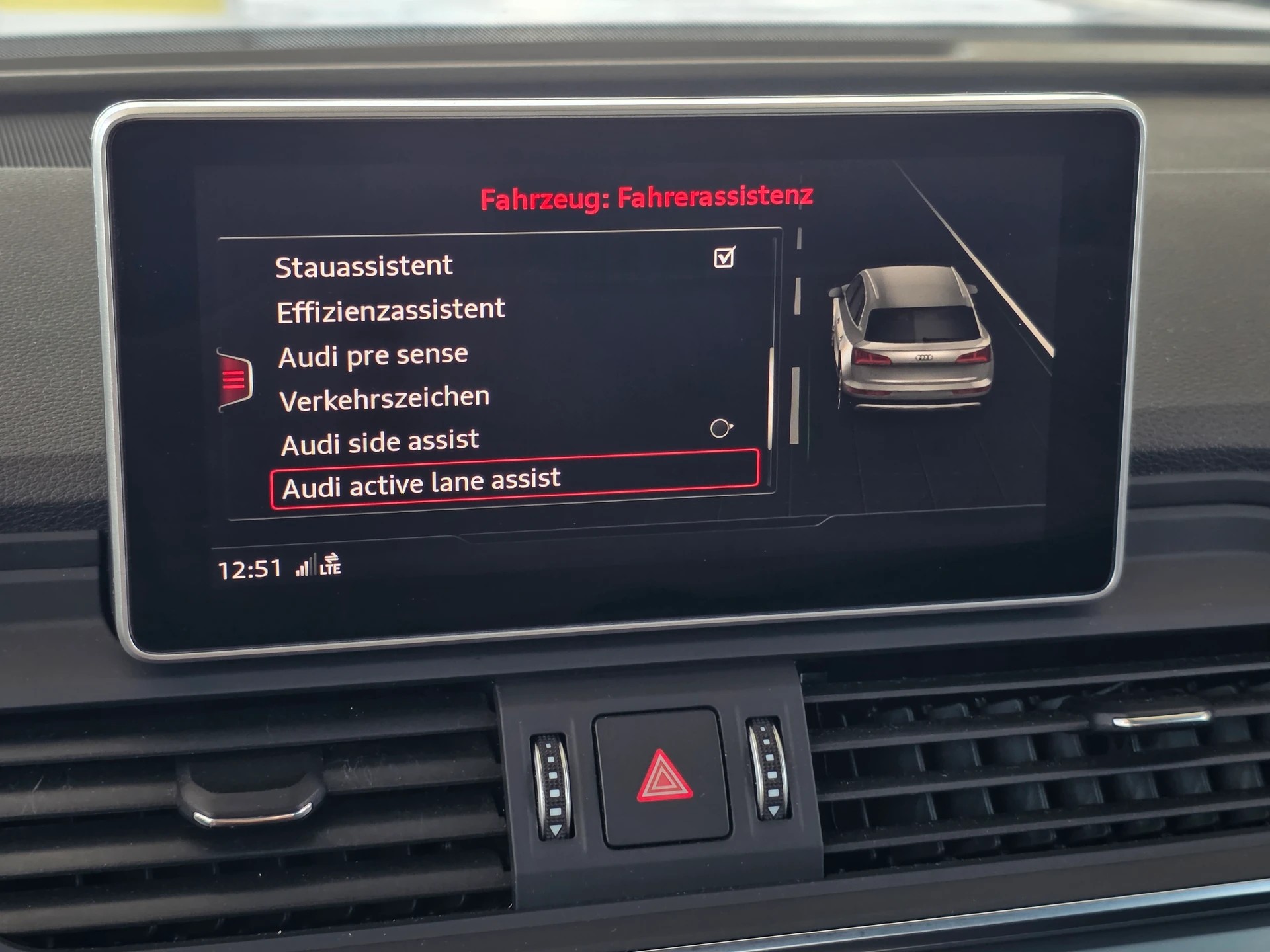 AUDI Q5 55 TFSI e Sport Quattro S-Line * CH-Fahrzeug * Frisch ab MFK * Anhängerkupplung * Panorama * inkl. 1 Jahr Garantie *-image-19