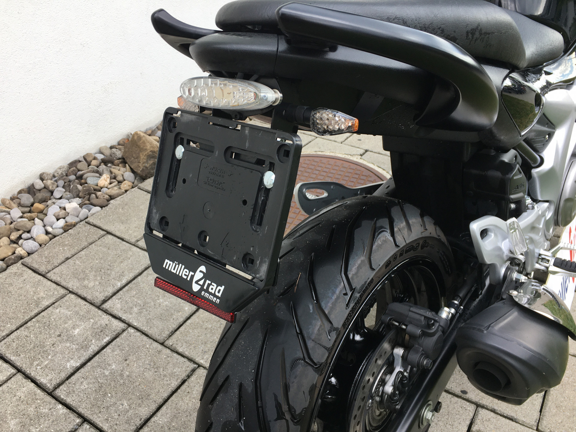 SUZUKI SFV 650 Gladius-showroom-element-3