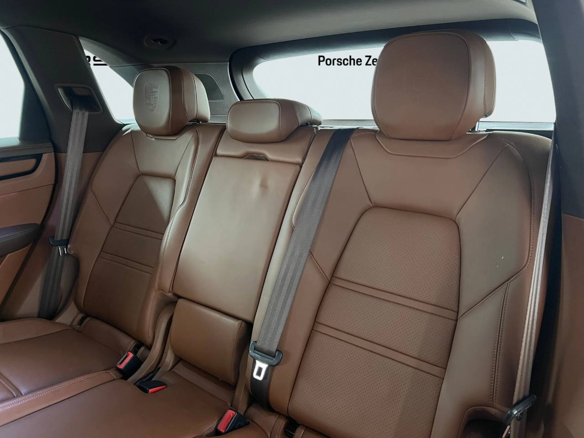 PORSCHE Cayenne S-image-22