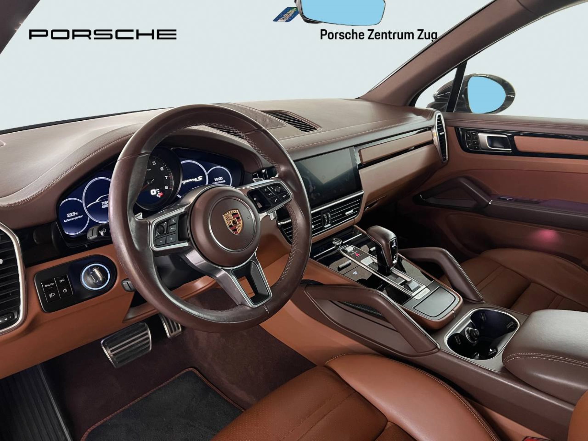 PORSCHE Cayenne S-showroom-element-3