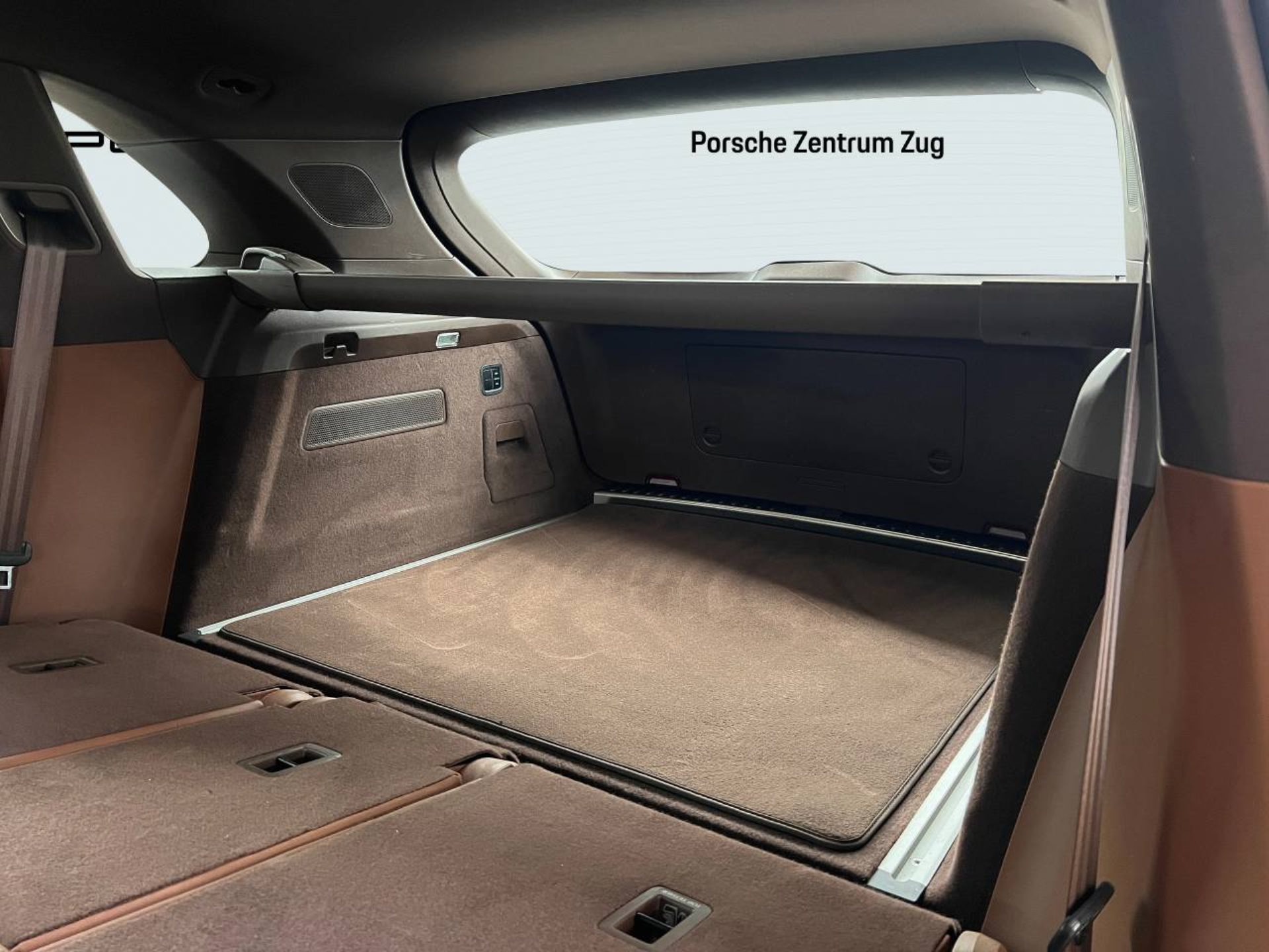 PORSCHE Cayenne S-image-24