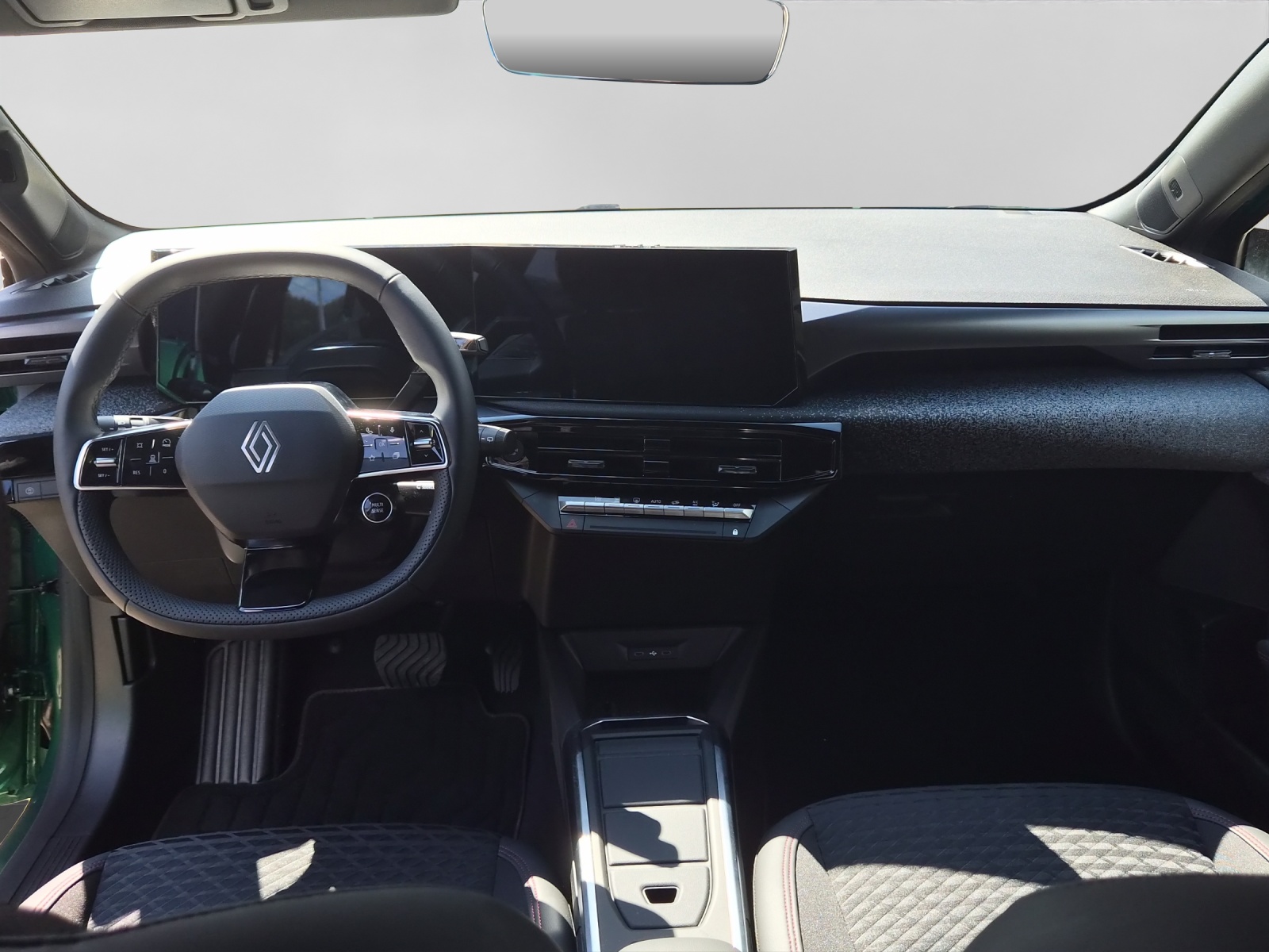 RENAULT Clio 1.8 E-Tech Techno-image-9