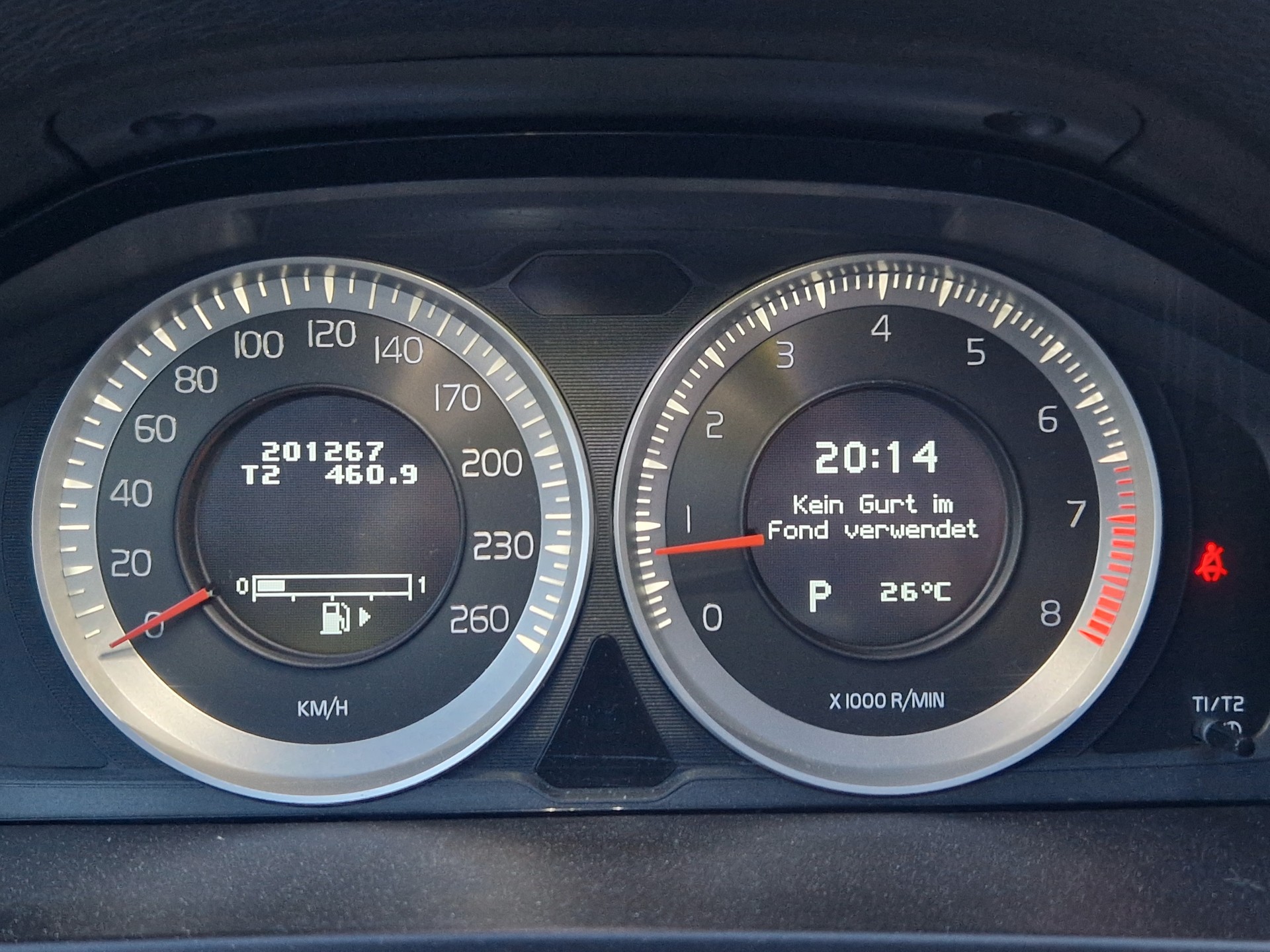 VOLVO V60 T5 R-Design Powershift-image-13