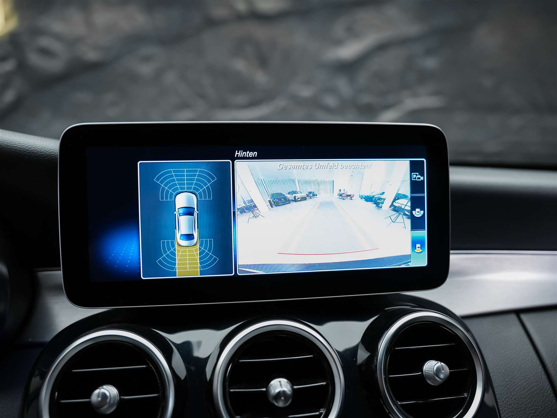 MERCEDES-BENZ C 300 Avantgarde 9G-Tronic *Sitzheizung*Rückfahrkamera*Multibeam LED Scheinwerfer*-image-33