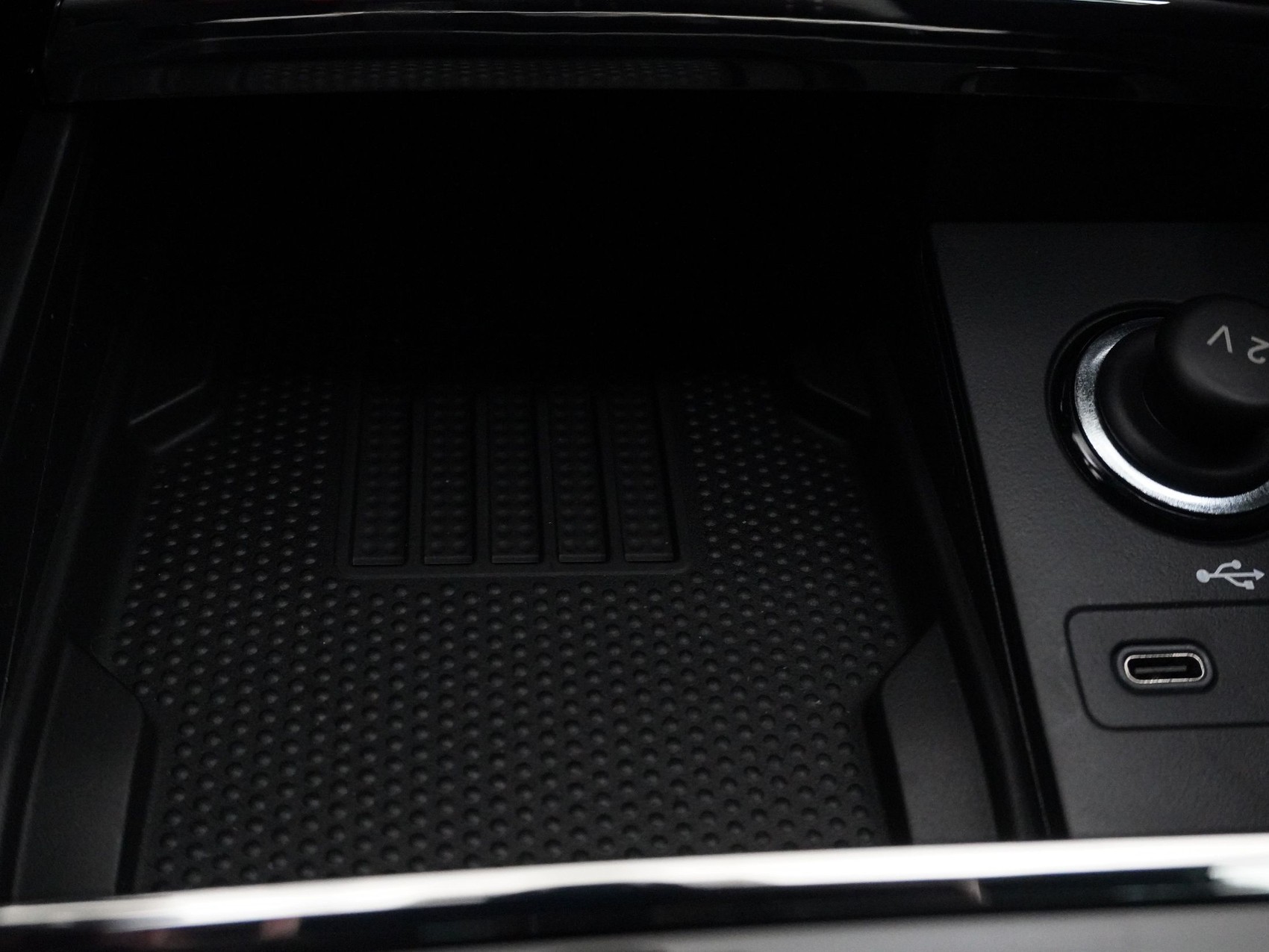 SKODA Karoq 2.0 TSI SportLine DSG 4x4-image-15