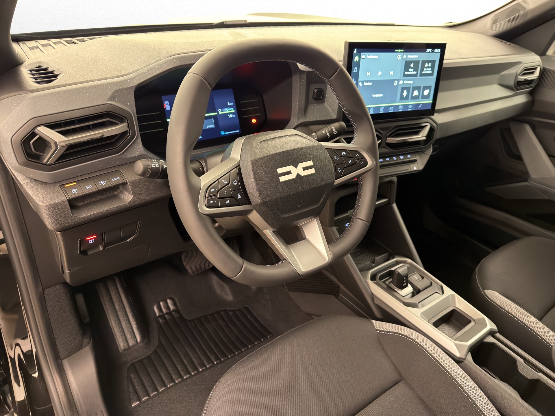 DACIA Duster 1.8 Hybrid Journey-image-13