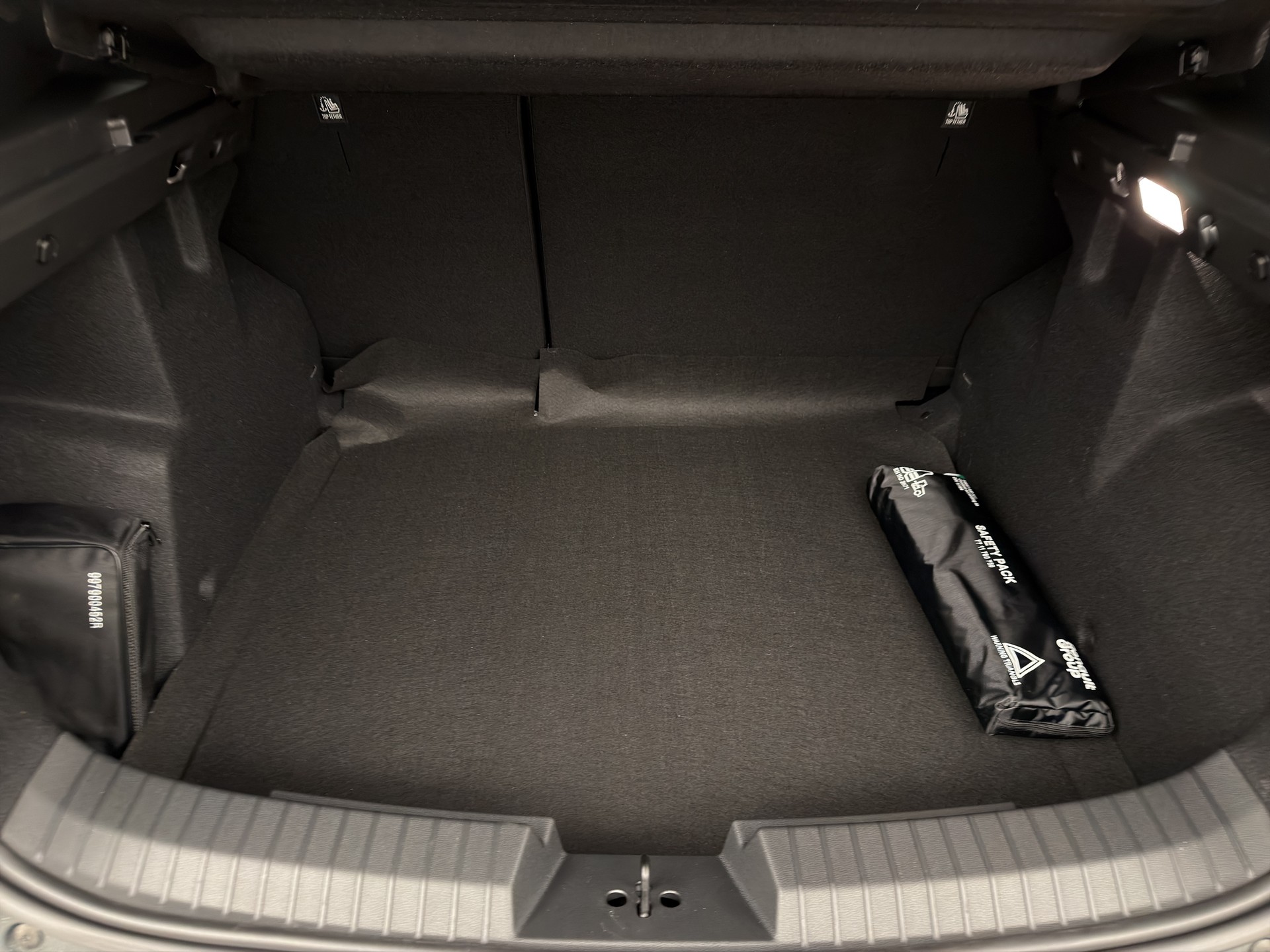 DACIA Duster 1.8 Hybrid Journey-image-12