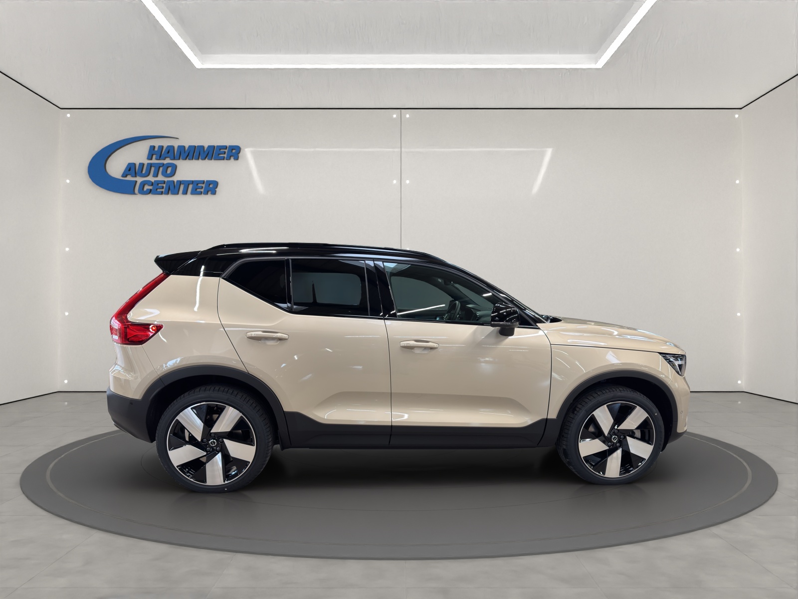 VOLVO EX40 Twin Ultra AWD-image-5