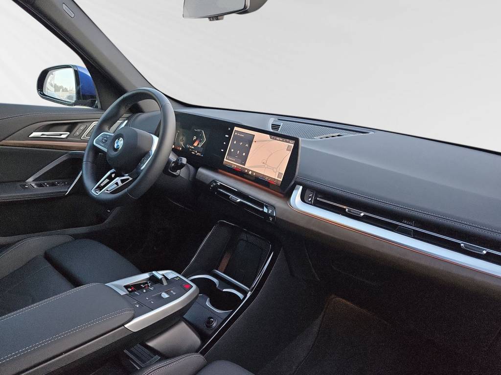 BMW X1 xDrive 23i 48V M Sport Pro-image-5