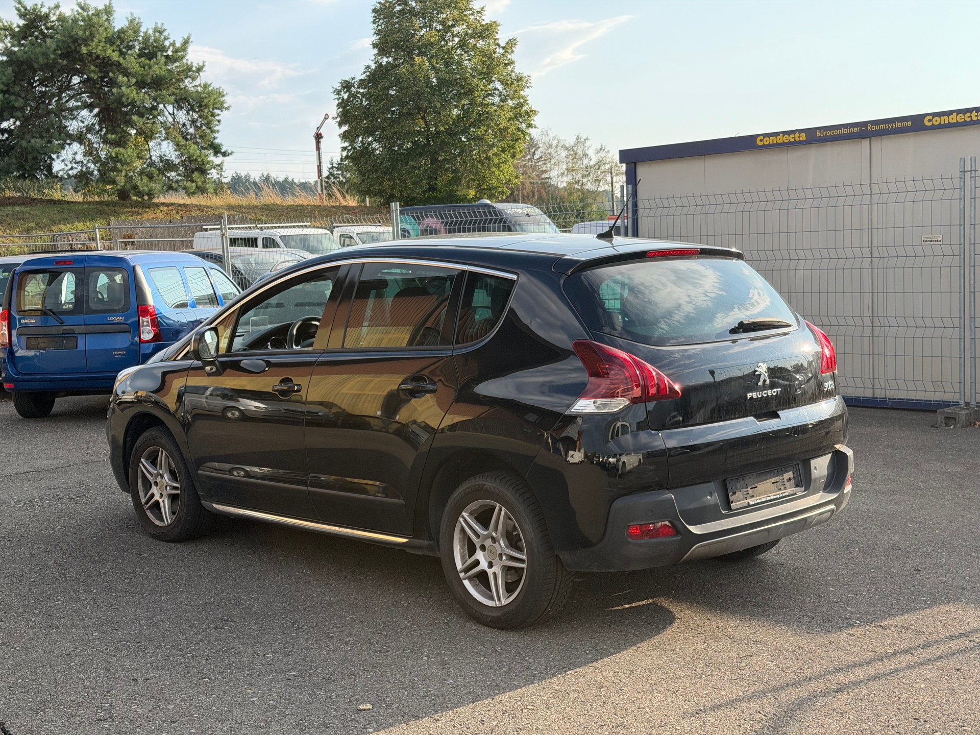 PEUGEOT 3008 1.6 16V T Platinum-image-4