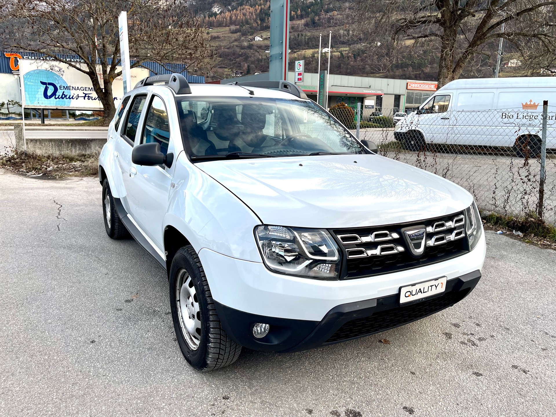 DACIA Duster 1.2 T Privilège 4x4-image-0