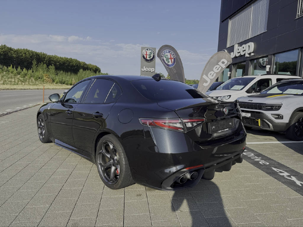 ALFA ROMEO Giulia 2.9 V6 Biturbo Quadrifoglio-image-3