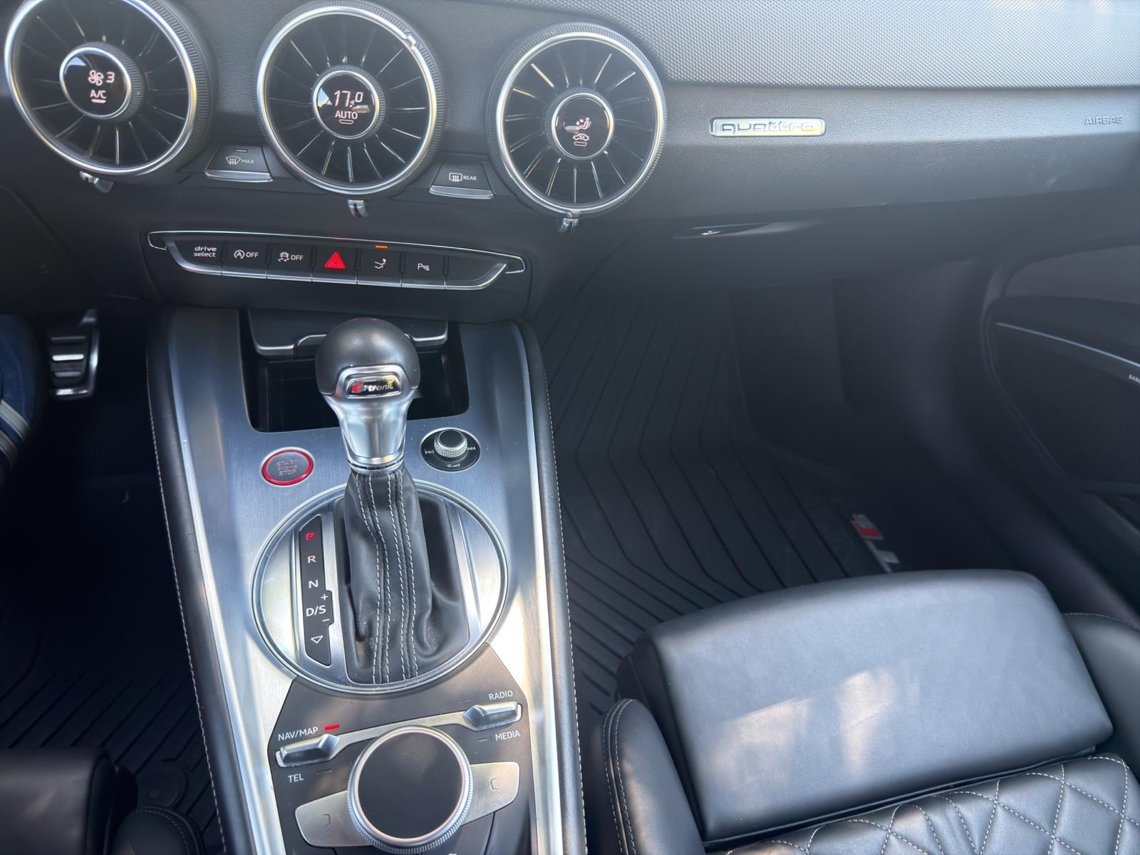 AUDI TTS Coupé 2.0 TFSI quattro S-tronic-image-15