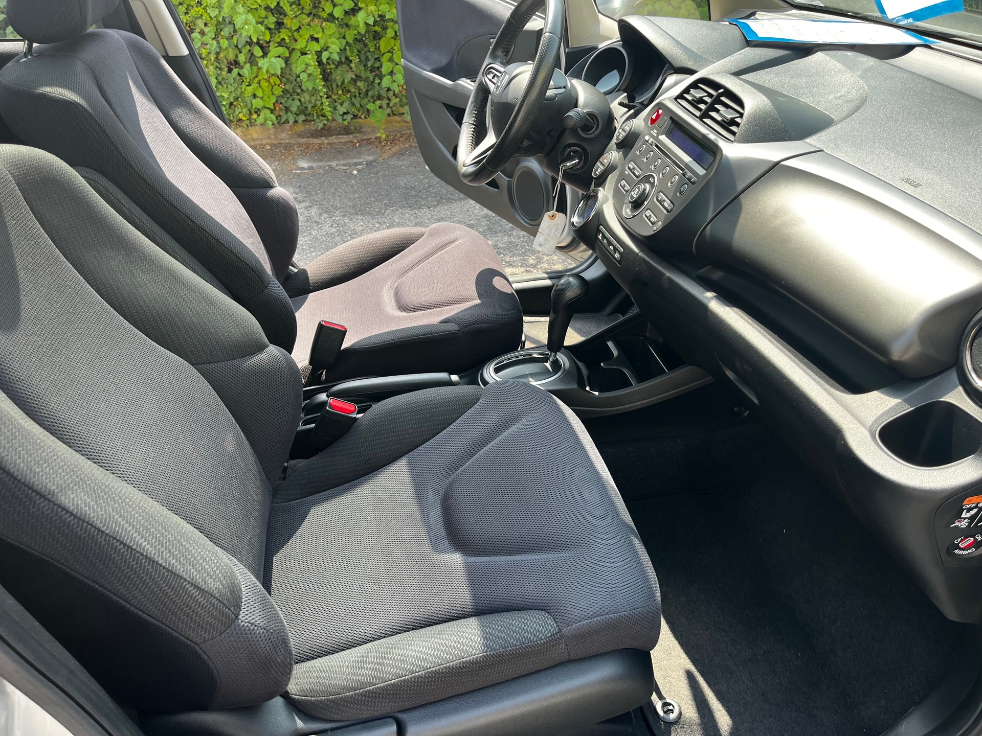 HONDA Jazz 1.3i Hybrid Elegance CVT-image-12