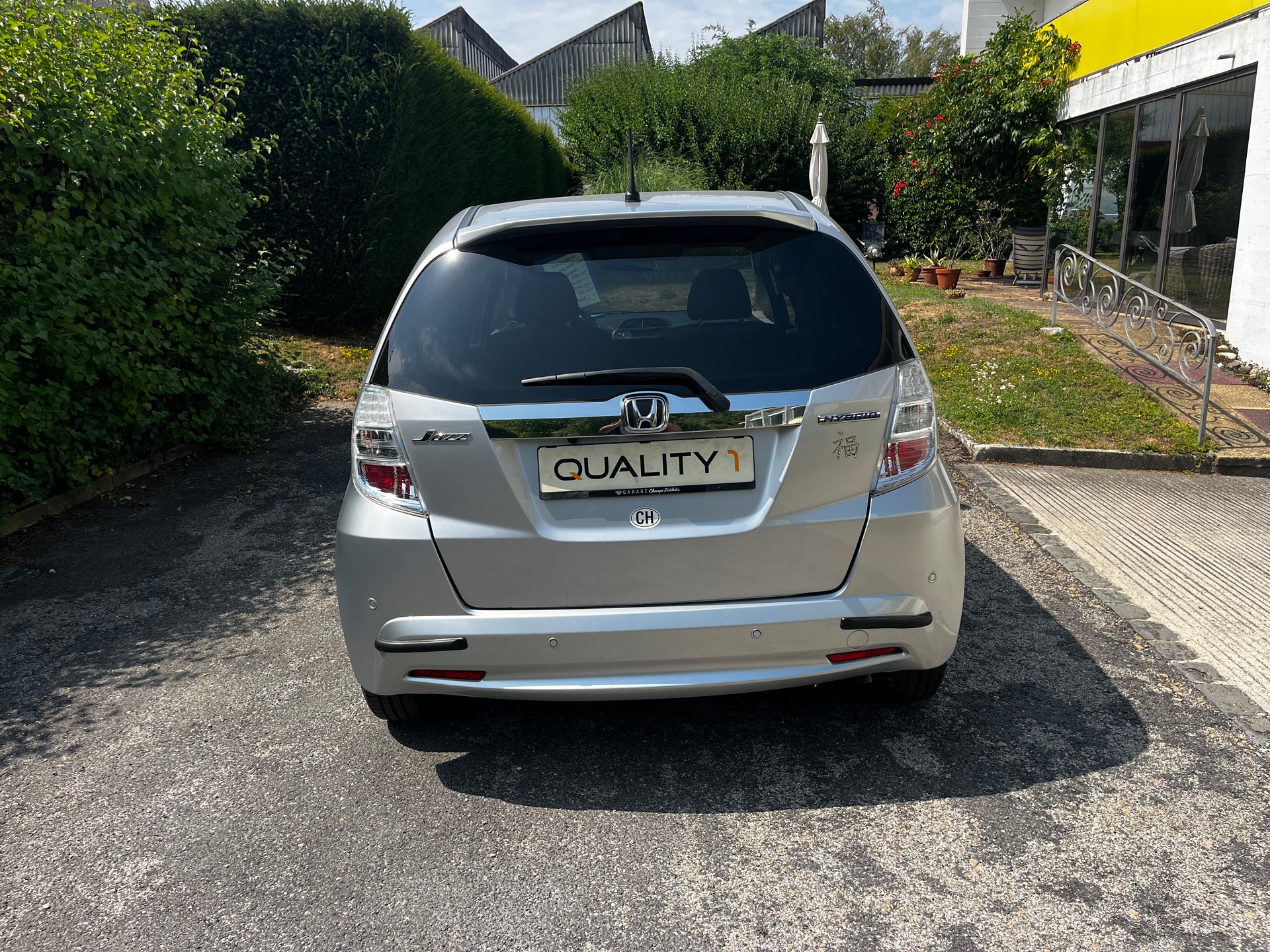HONDA Jazz 1.3i Hybrid Elegance CVT-image-2