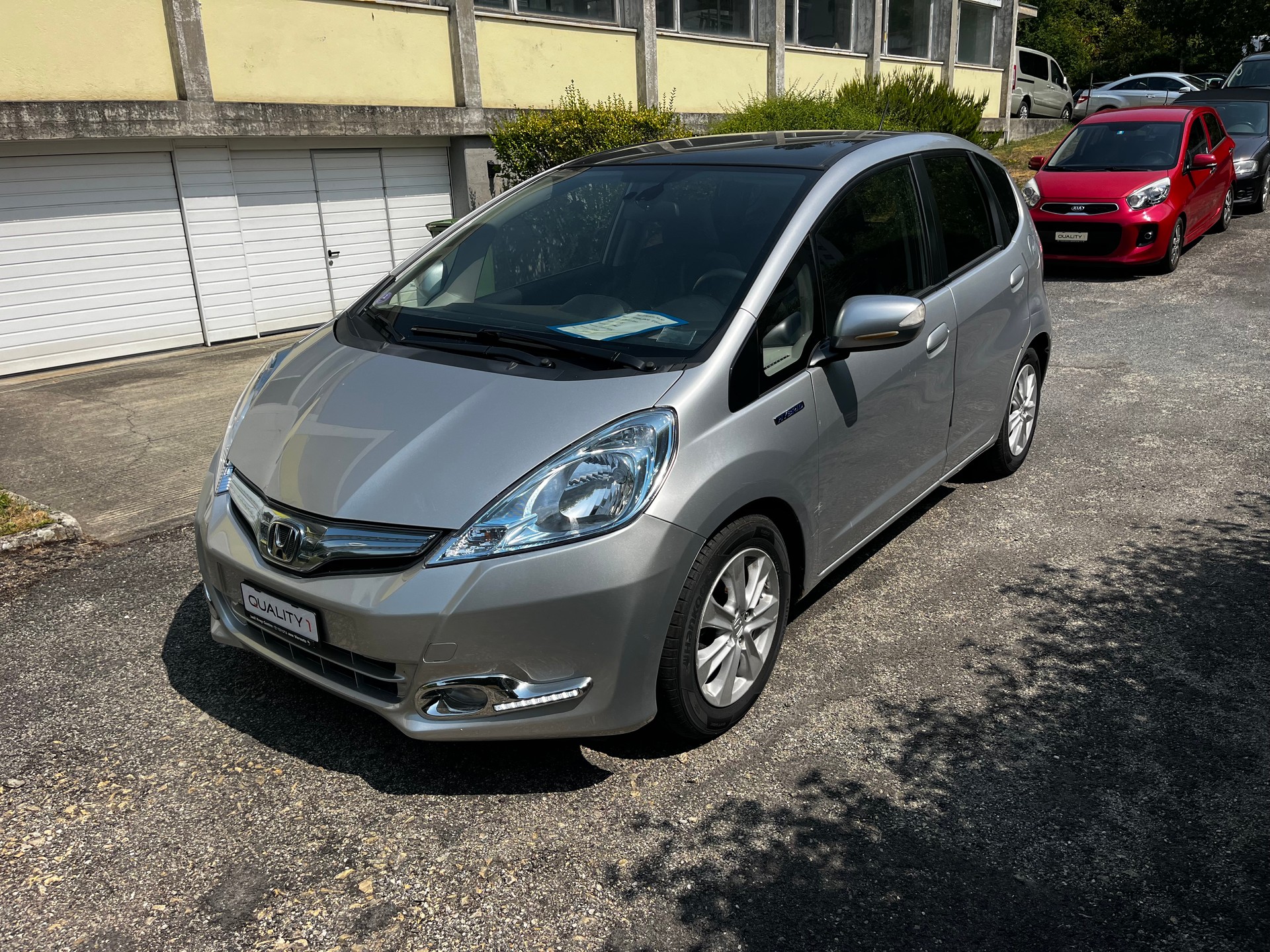 HONDA Jazz 1.3i Hybrid Elegance CVT-image-0