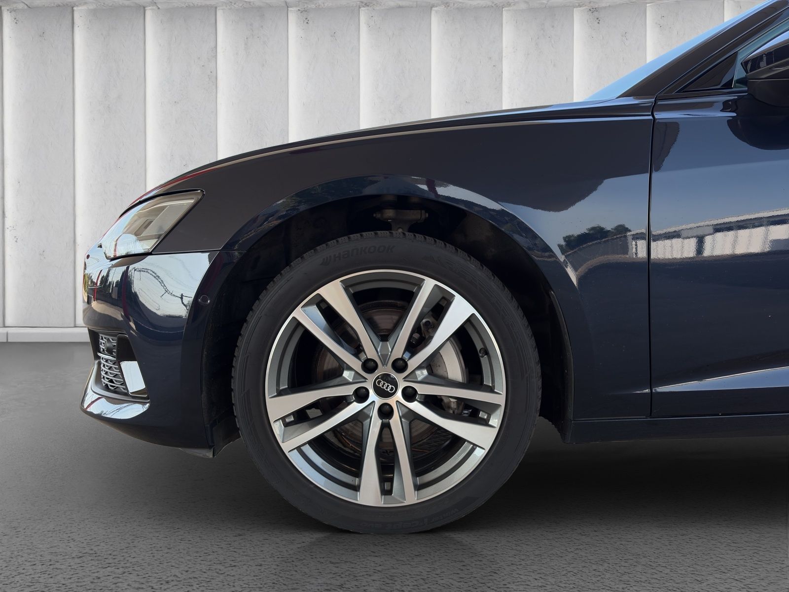 AUDI A6 Avant 45 TFSI Sport S-tronic quattro-image-25