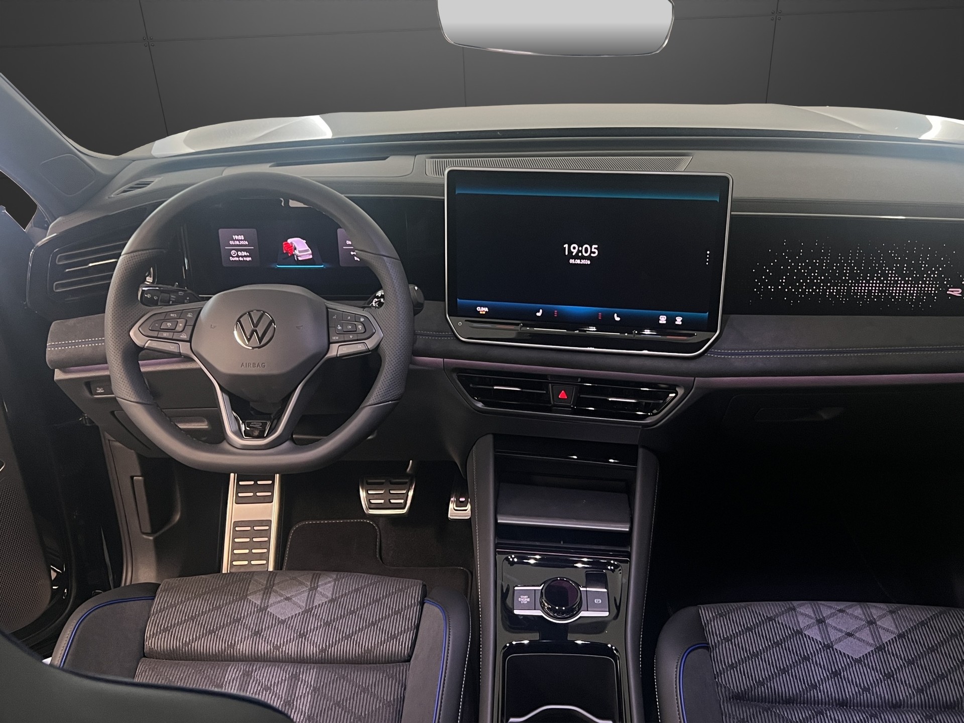 VW Tiguan 2.0 TSI DSG R-Line 4Motion-image-10