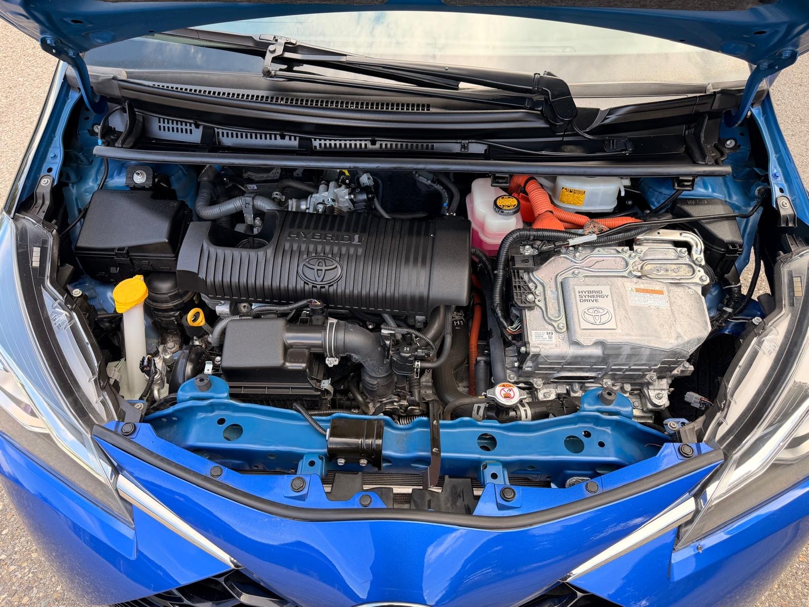 TOYOTA Yaris 1.5 VVT-i Hybrid Comfort e-CVT-image-9