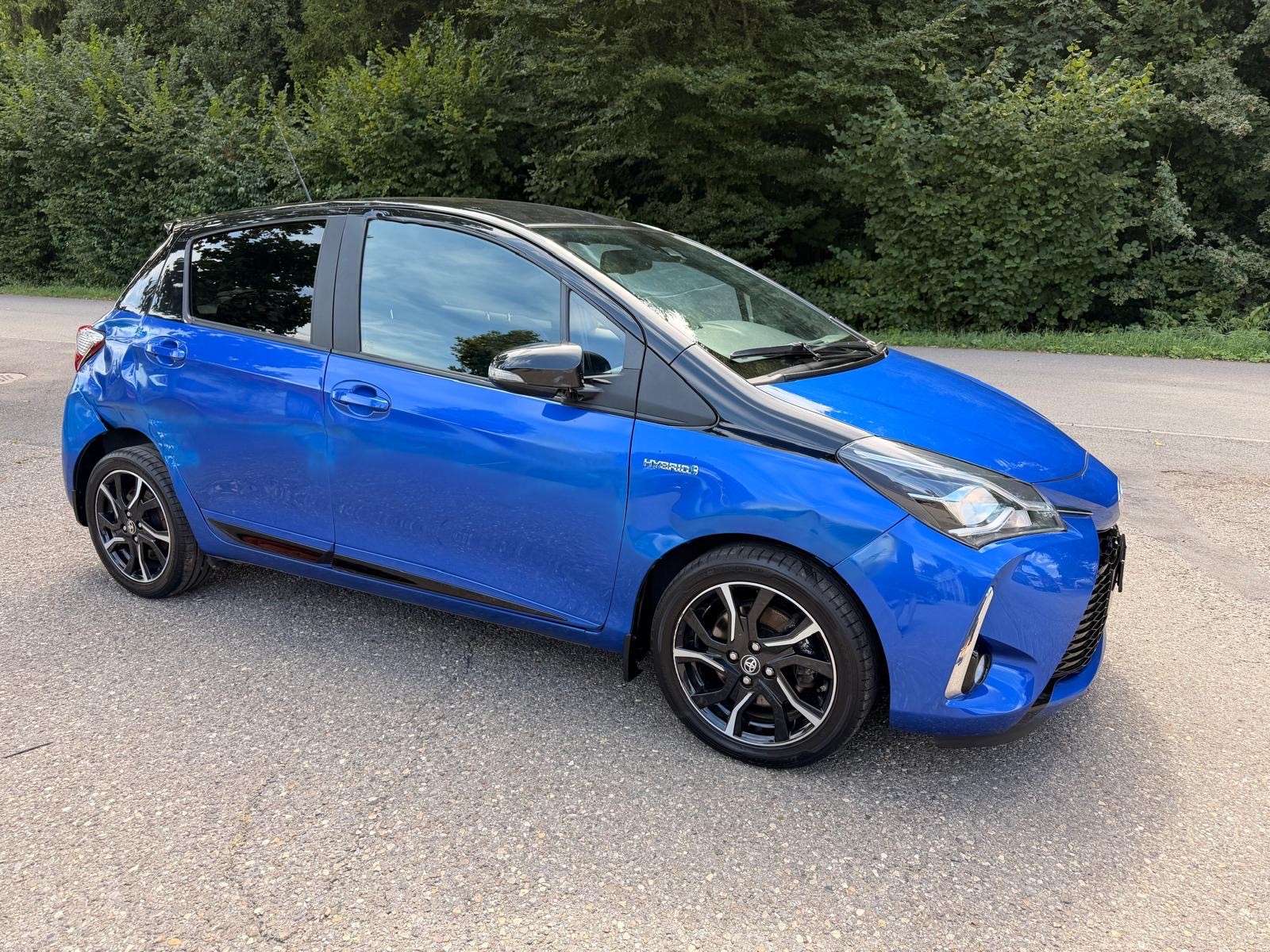 TOYOTA Yaris 1.5 VVT-i Hybrid Comfort e-CVT-image-0