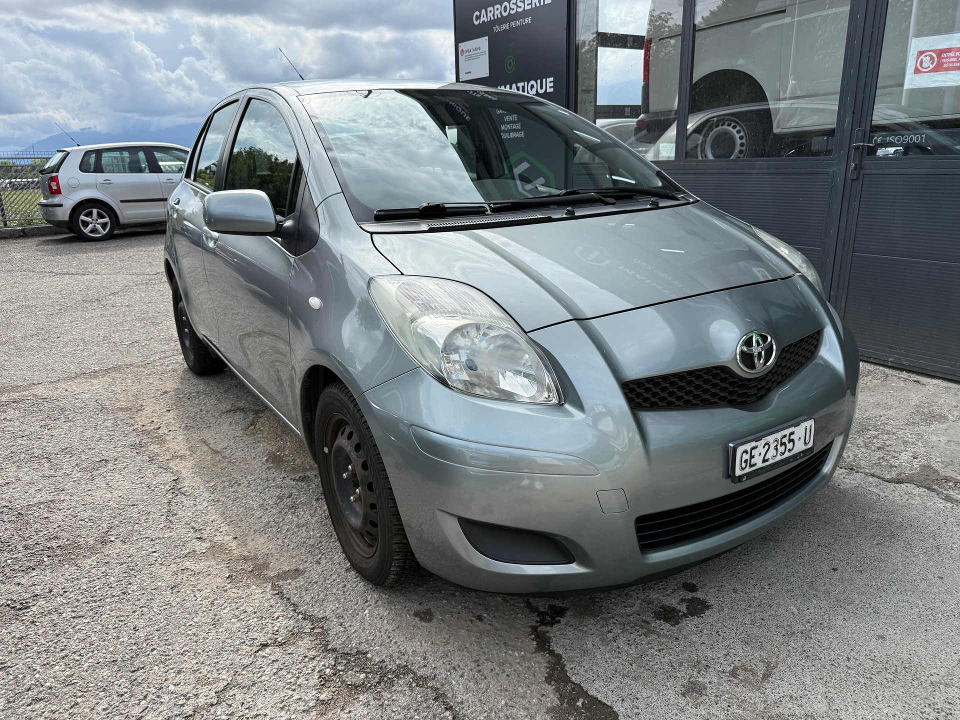 TOYOTA Yaris 1.33 Linea Luna-image-0