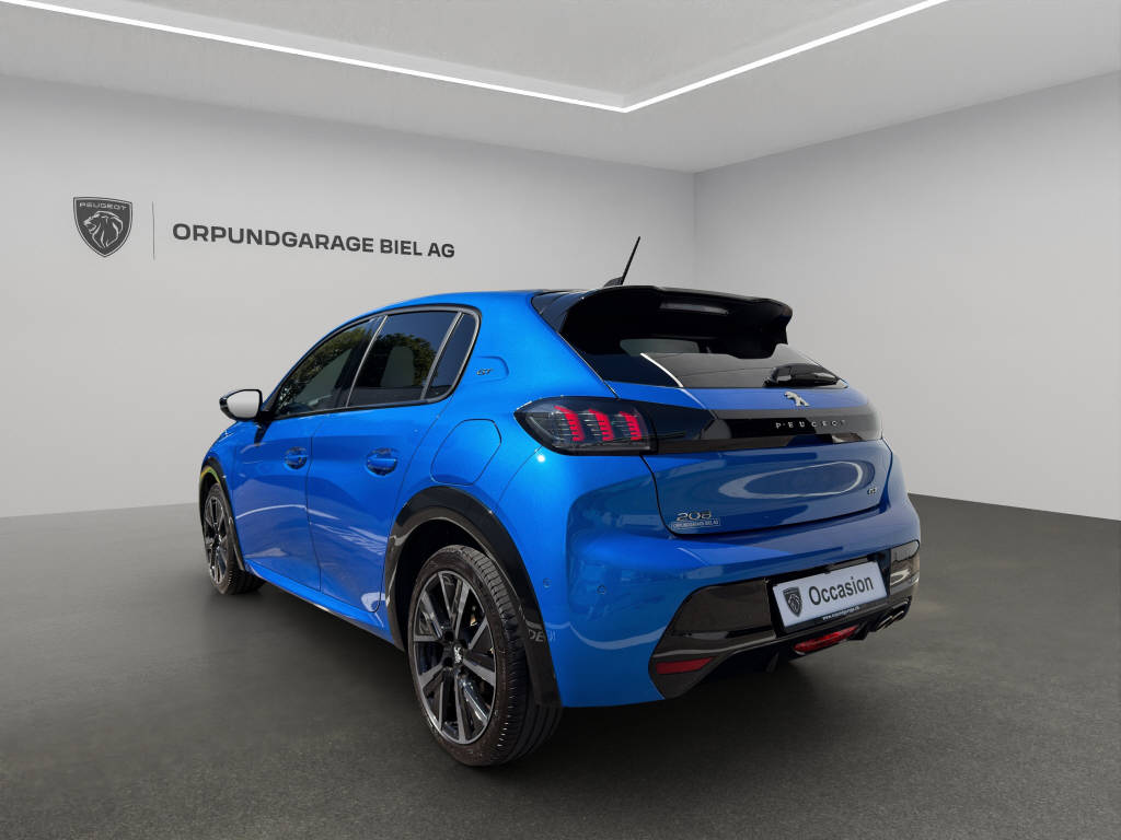 PEUGEOT 208 1.2 PureTech 130 GT Pack-image-4