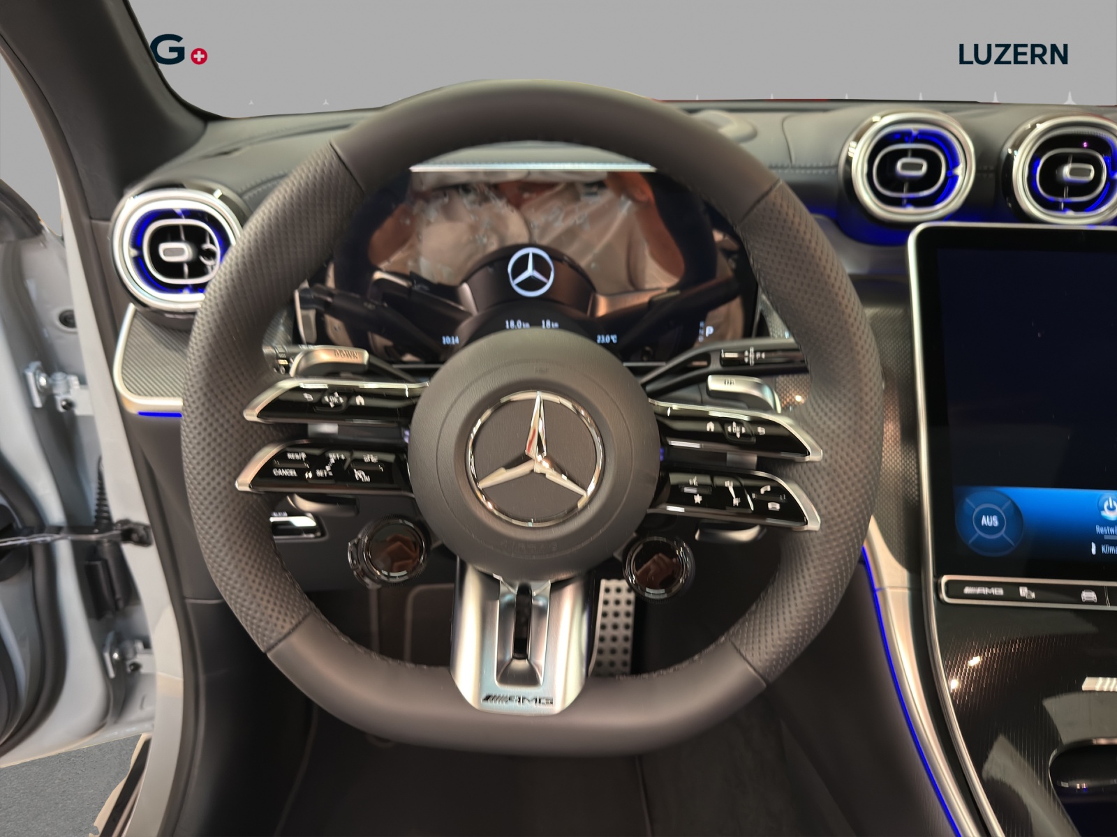 MERCEDES-BENZ GLC 53 AMG 4Matic+ 9G-Tronic-image-9