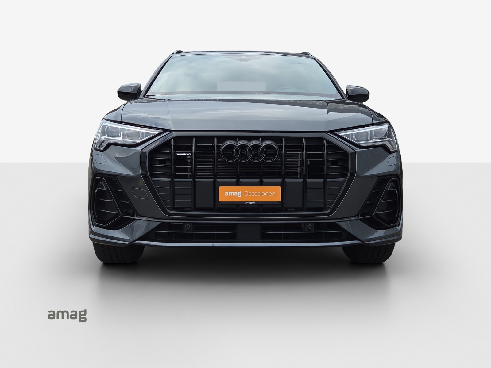 AUDI Q3 40 TFSI S line quattro S-tronic-image-6