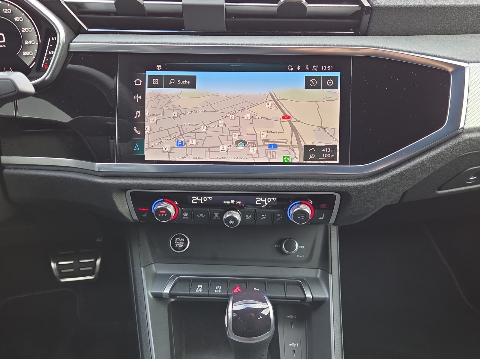 AUDI Q3 40 TFSI S line quattro S-tronic-image-10
