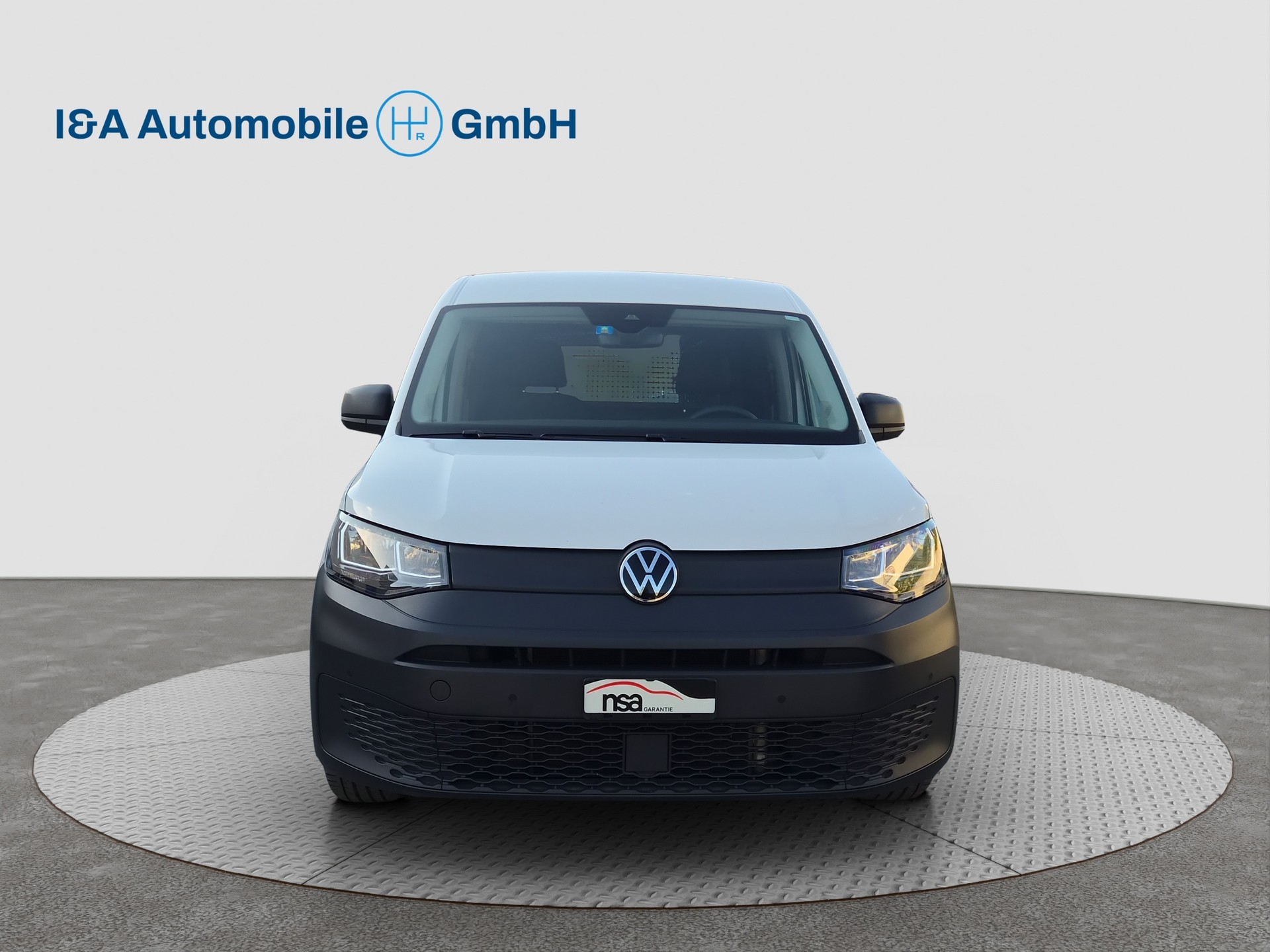 VW Caddy Cargo 2.0TDI Maxi 4Motion-image-1