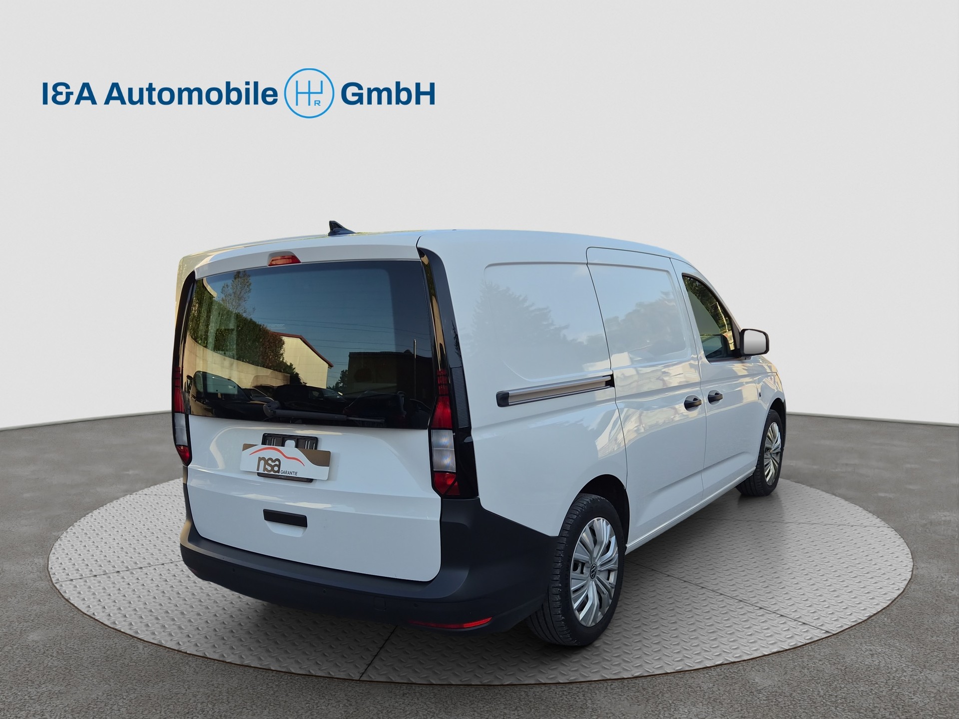 VW Caddy Cargo 2.0TDI Maxi 4Motion-image-5