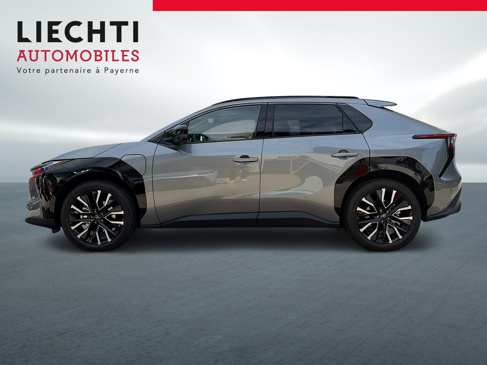 TOYOTA bZ4X Premium 71,4 kWh 4WD (incl. pack services)-image-1