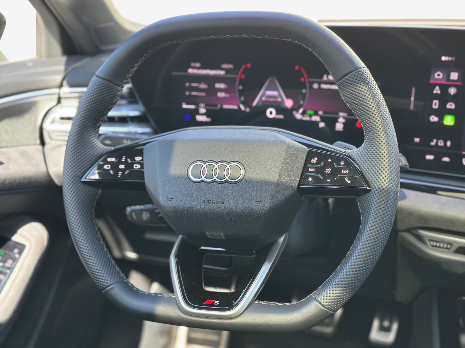 AUDI S5 Avant TFSI quattro S tronic-image-9