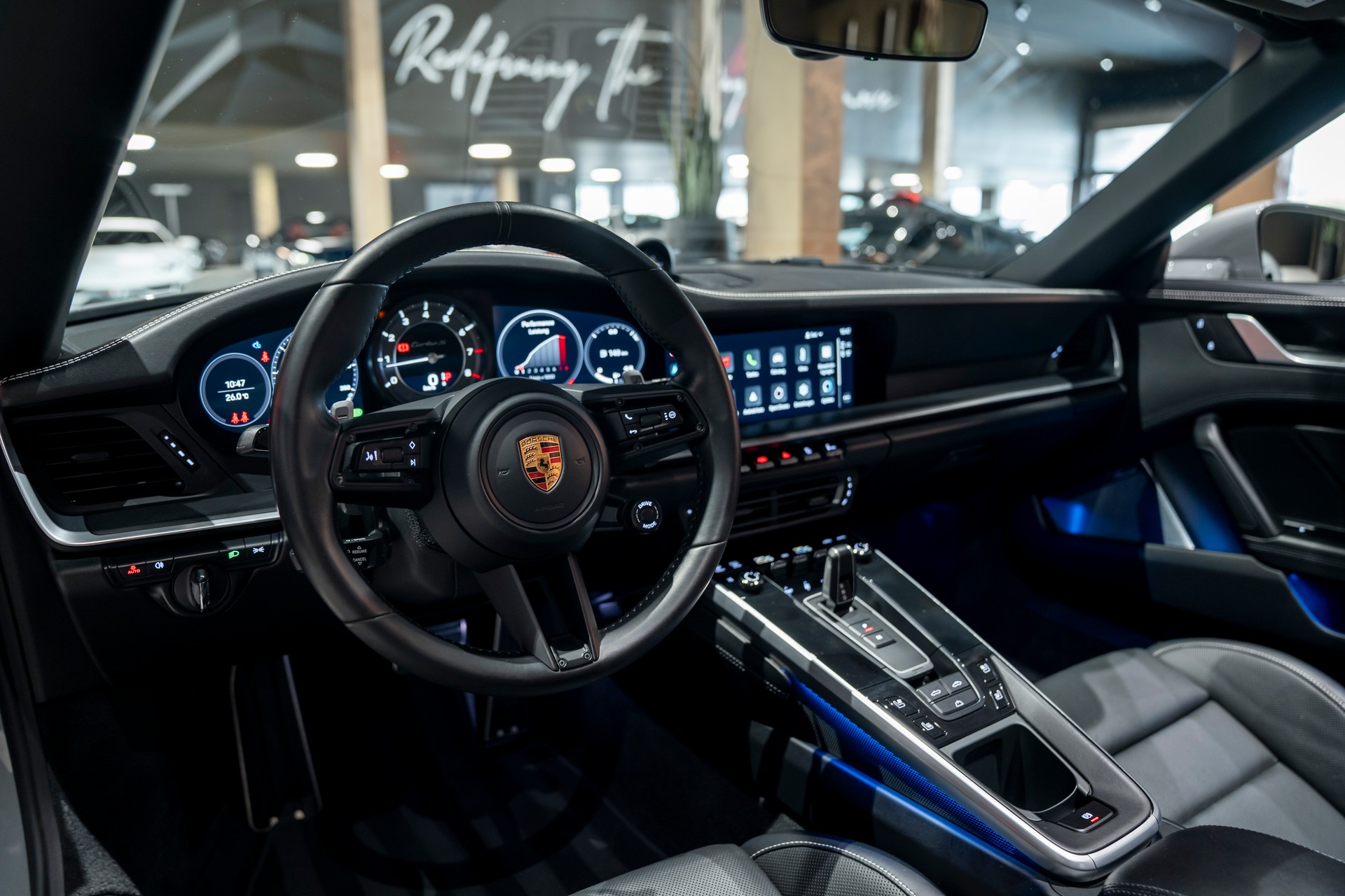 PORSCHE 911 Turbo S Cabriolet PDK-image-6