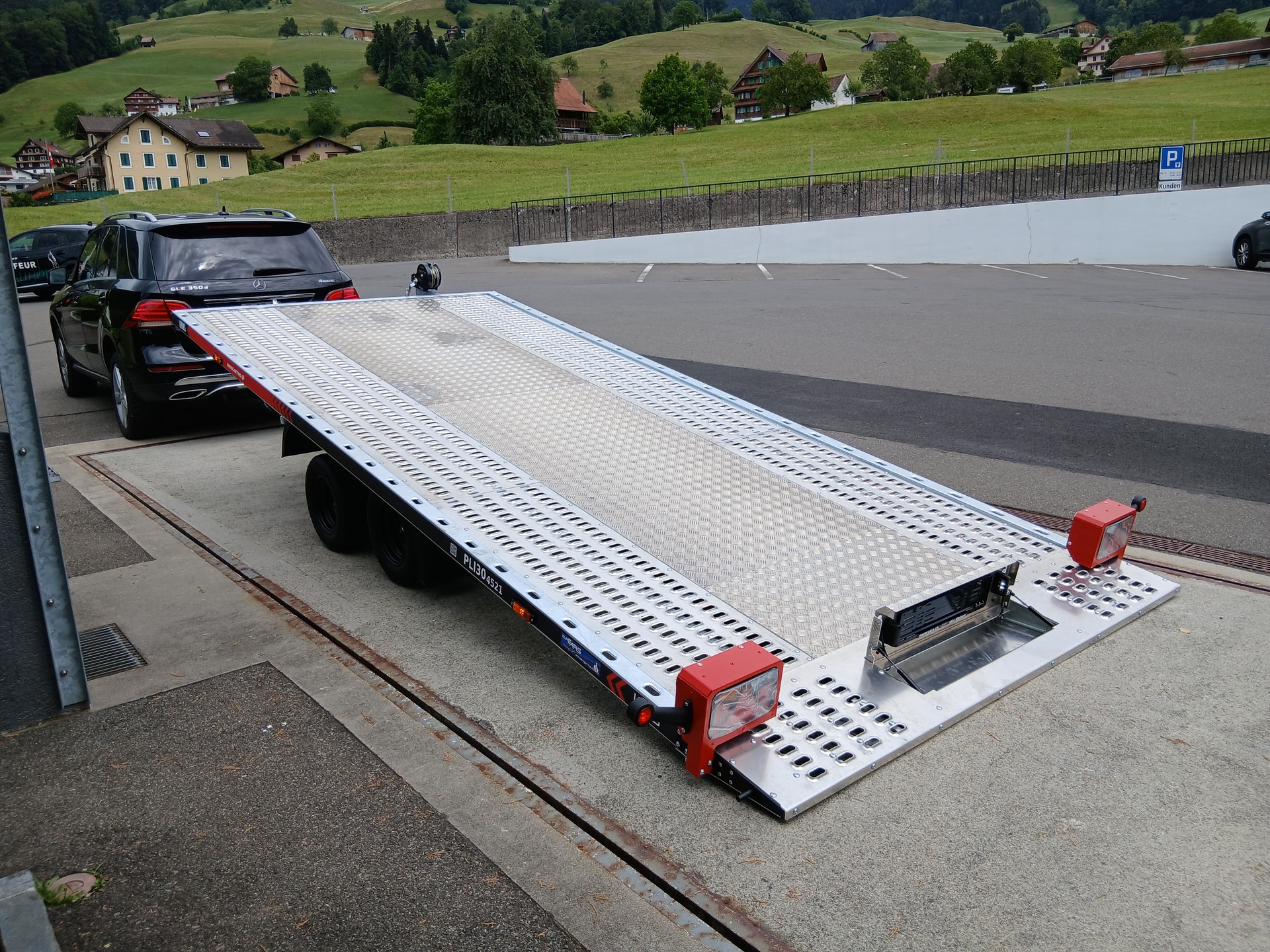 LORRIES PLI30-4521 mittig Riffelblech-image-4