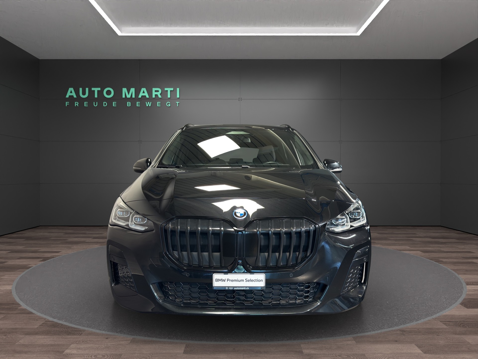 BMW 230e xDrive paddles Active Tourer M Sport-image-5