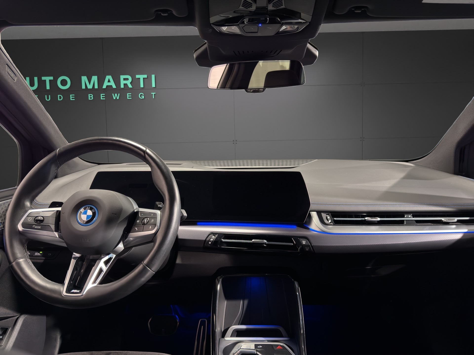 BMW 230e xDrive paddles Active Tourer M Sport-image-20