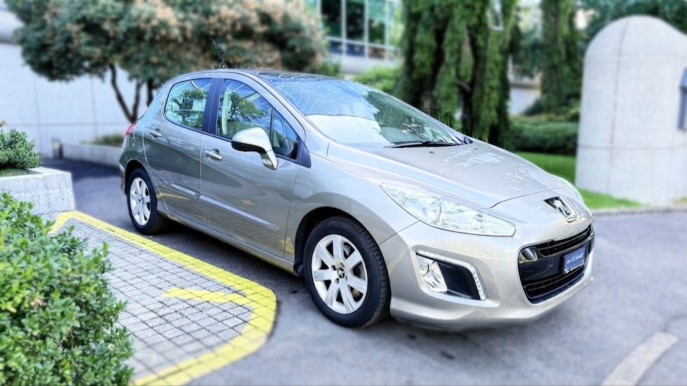 PEUGEOT 308 1.6 16V Turbo Allure Automatic-image-3