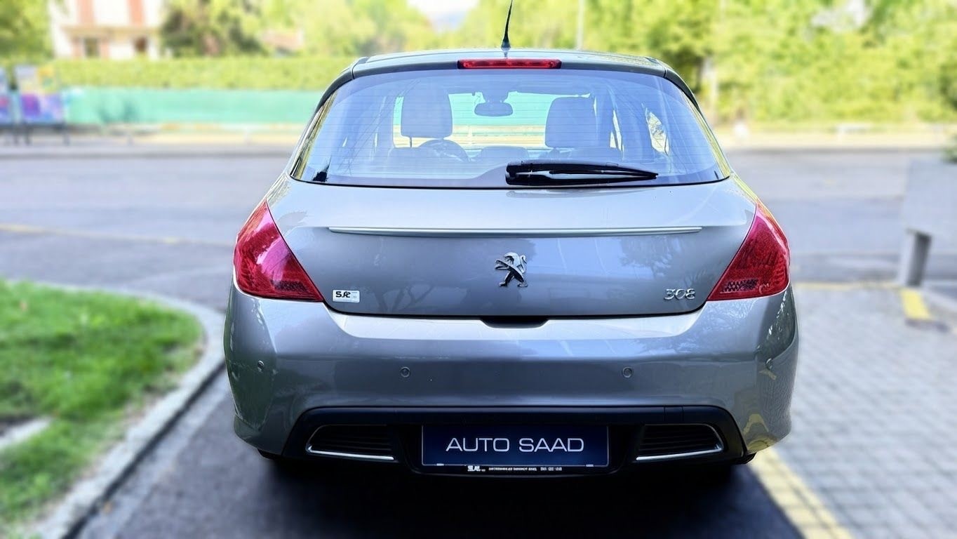 PEUGEOT 308 1.6 16V Turbo Allure Automatic-image-4