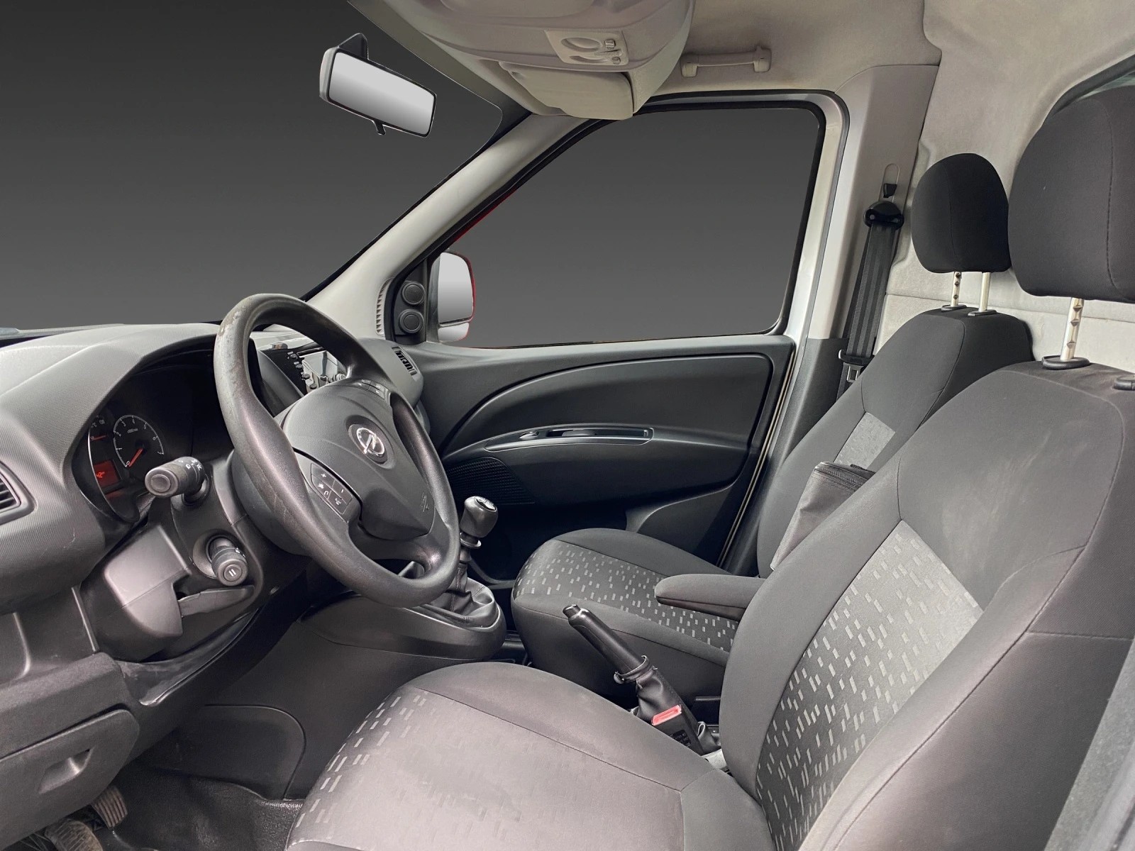 OPEL Combo 1.6 CDTI 2.4 L2H1-image-9