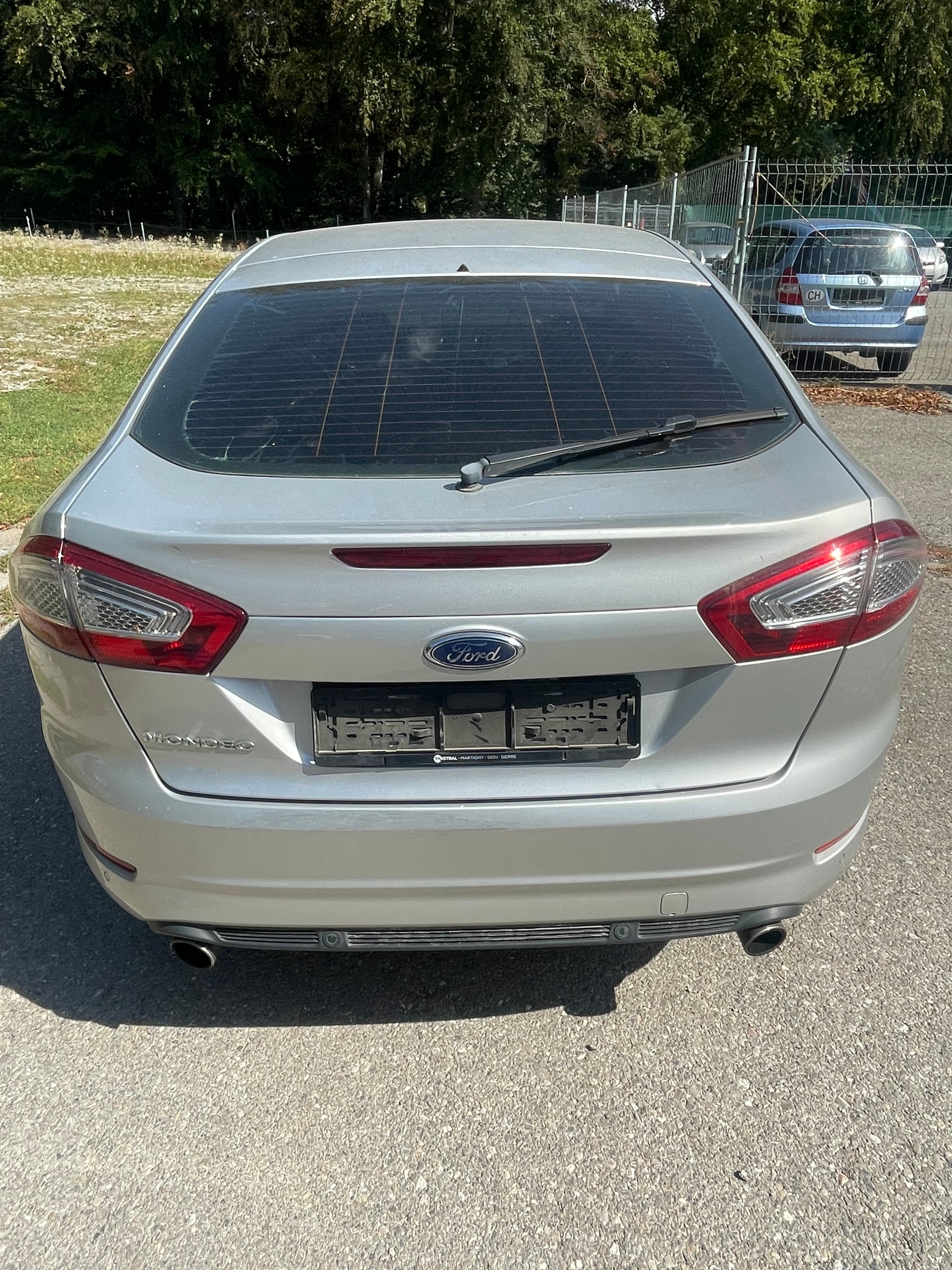 FORD Mondeo 2.0 EcoBoost SCTi TitaniumS PowerShift-image-3