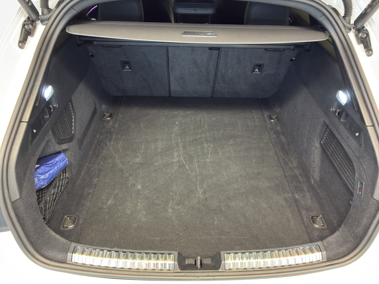 AUDI A5 Avant TDI quattro 150 kW S tronic-image-12