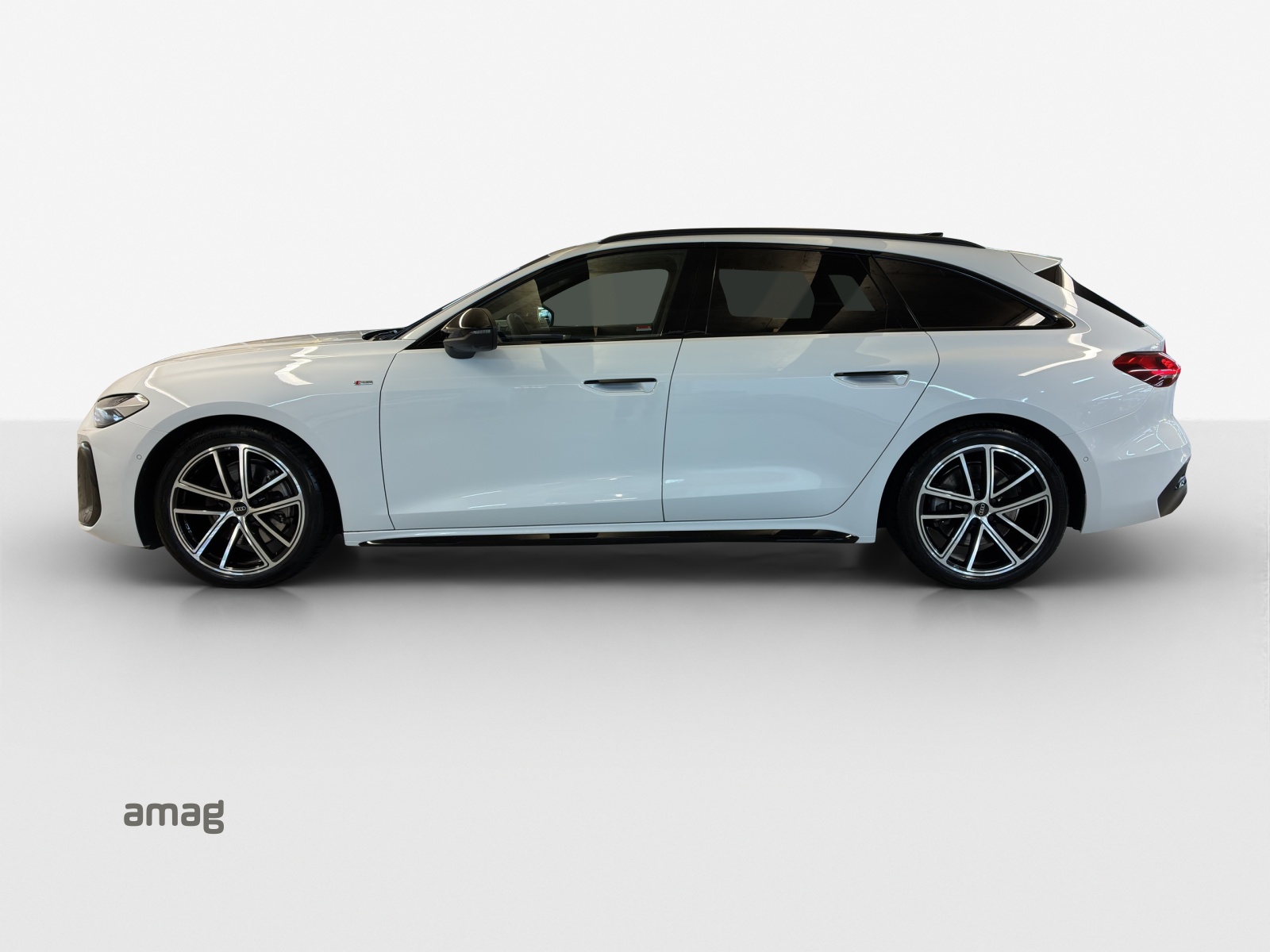 AUDI A5 Avant TDI quattro 150 kW S tronic-image-1
