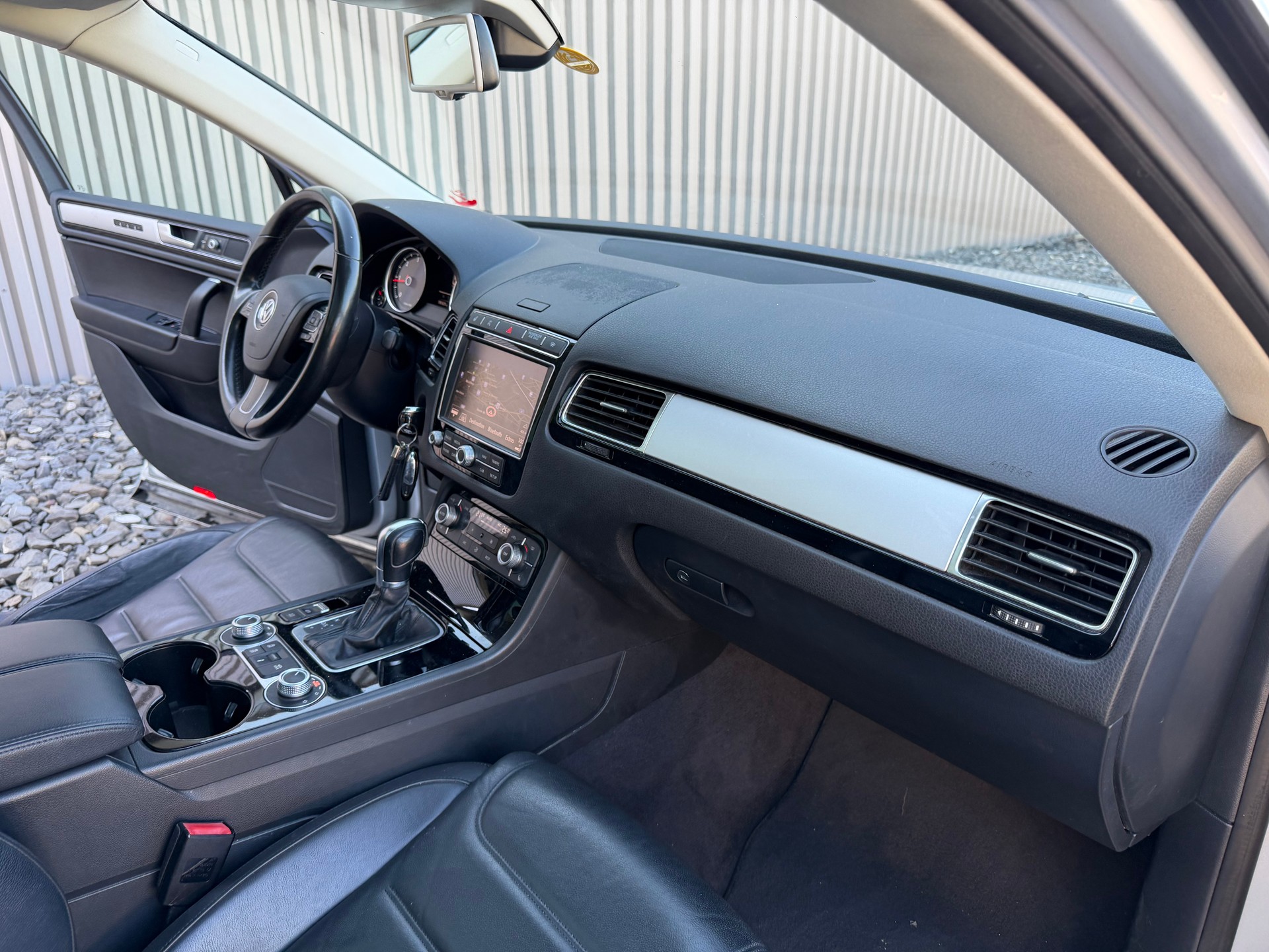 VW Touareg 3.0 TDI I R-line ⚠️⚠️⚠️ATTELAGE 3500Kg-image-38