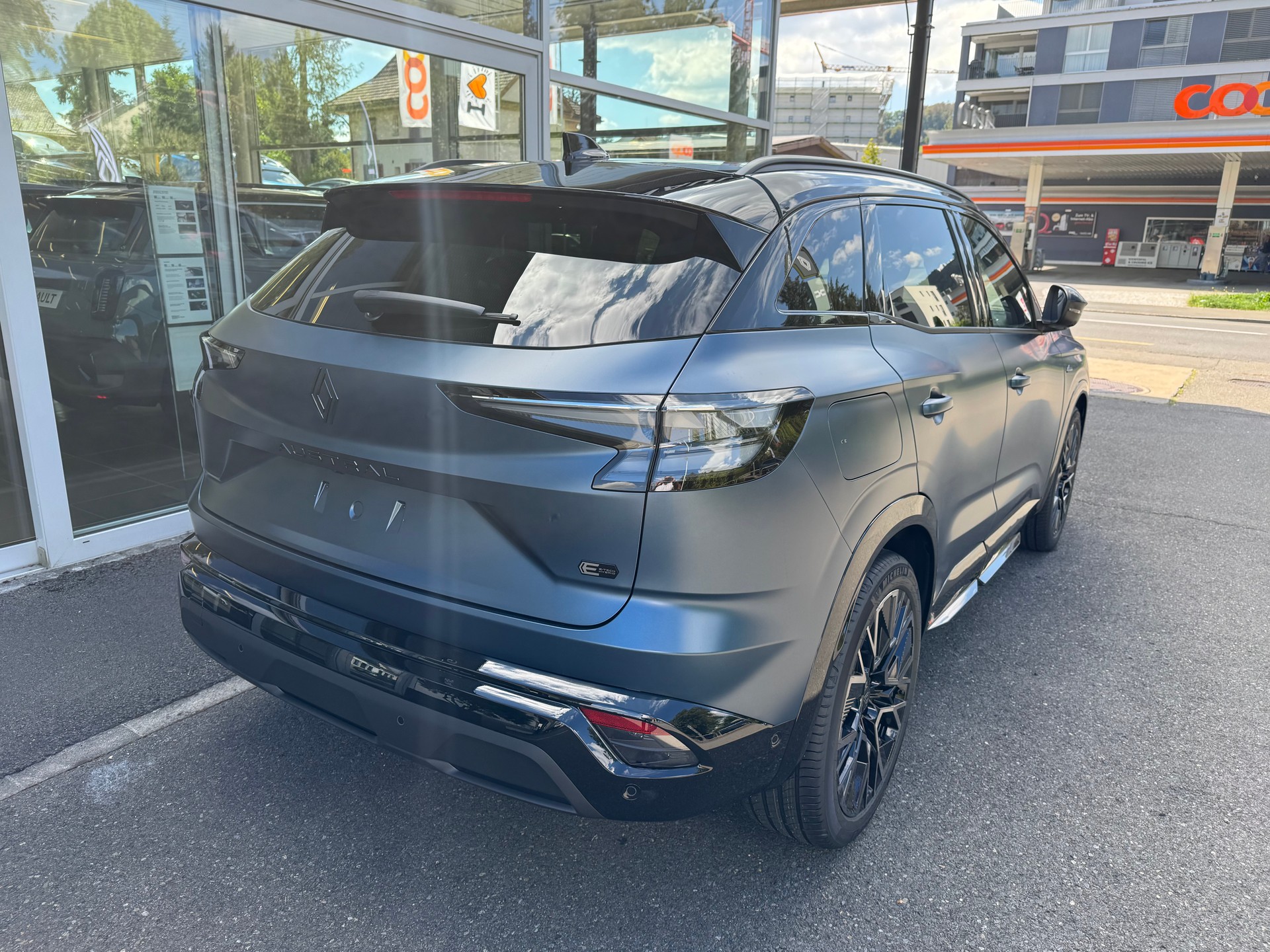 RENAULT Austral 1.2 HEV 200 esprit Alpine A-image-5