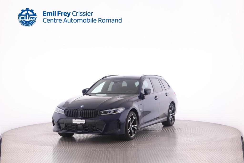 BMW 330e xDrive Touring-image-0