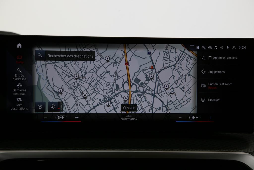 BMW 330e xDrive Touring-image-9